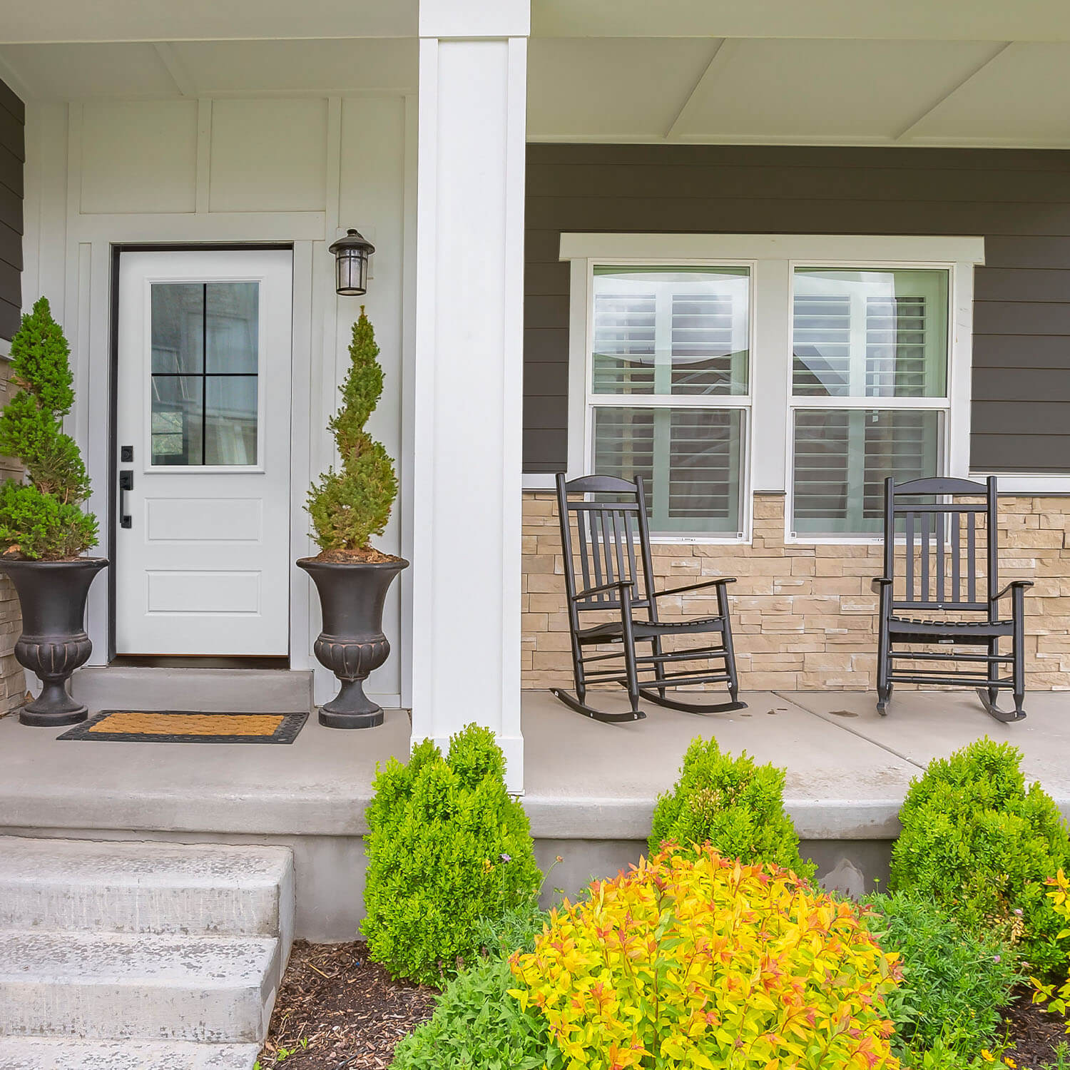 Arcadian in Prefinished White Steel